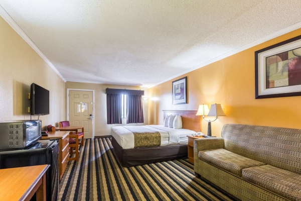 RODEWAY INN ALEXANDRIA